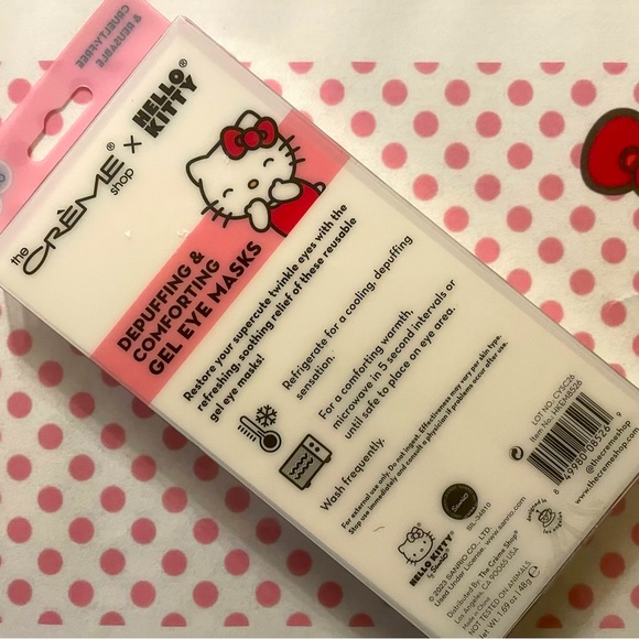 The Crème Shop x Hello Kitty Depuffing & Comforting Gel Eye Masks - Picture 2 of 4